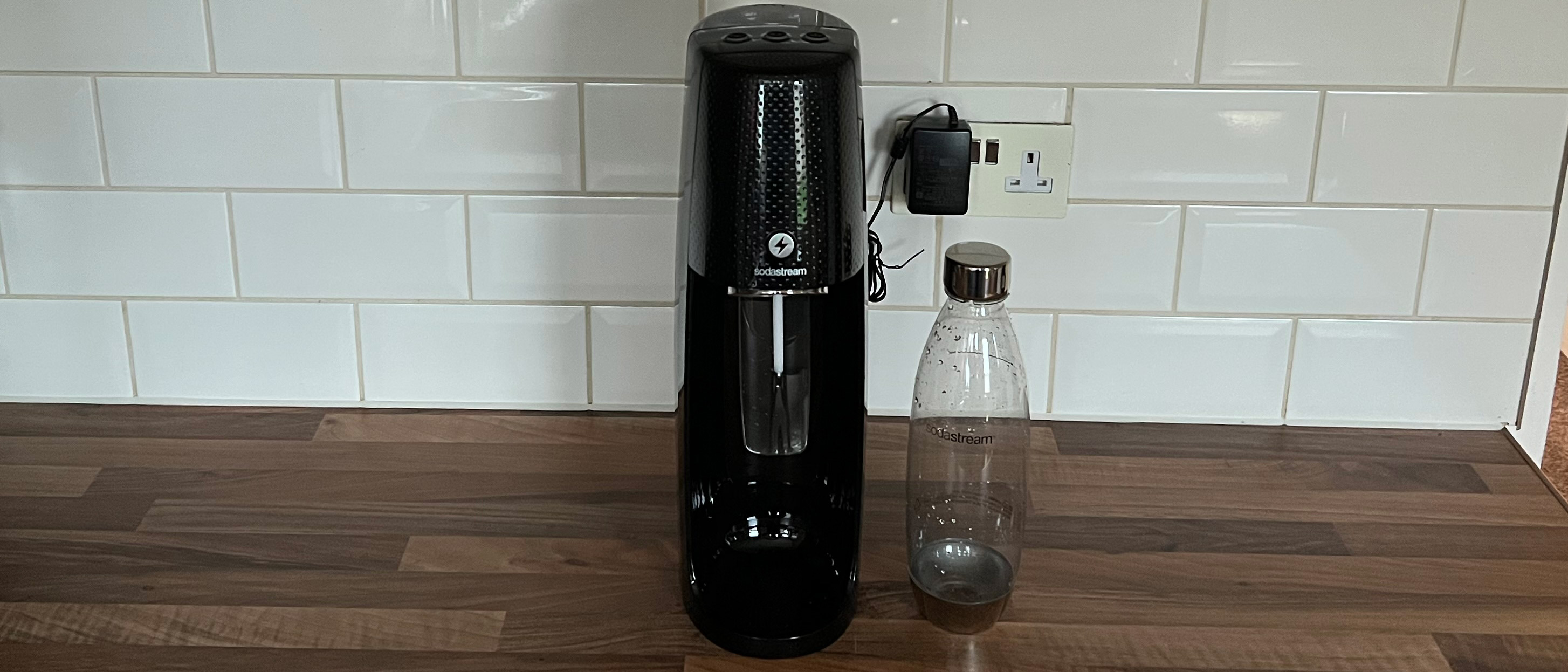 大阪店sodastream SPRIT ONE TOUCH　ソーダストリーム キッチン家電