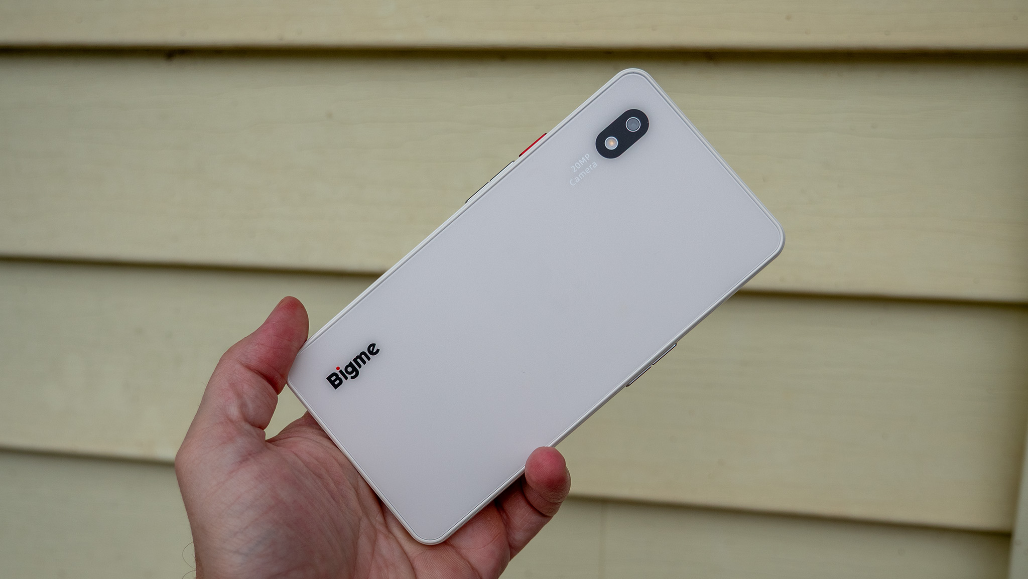 The back of the Bigme HiBreak Pro E Ink smartphone