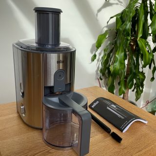 Image of juicer on countertop