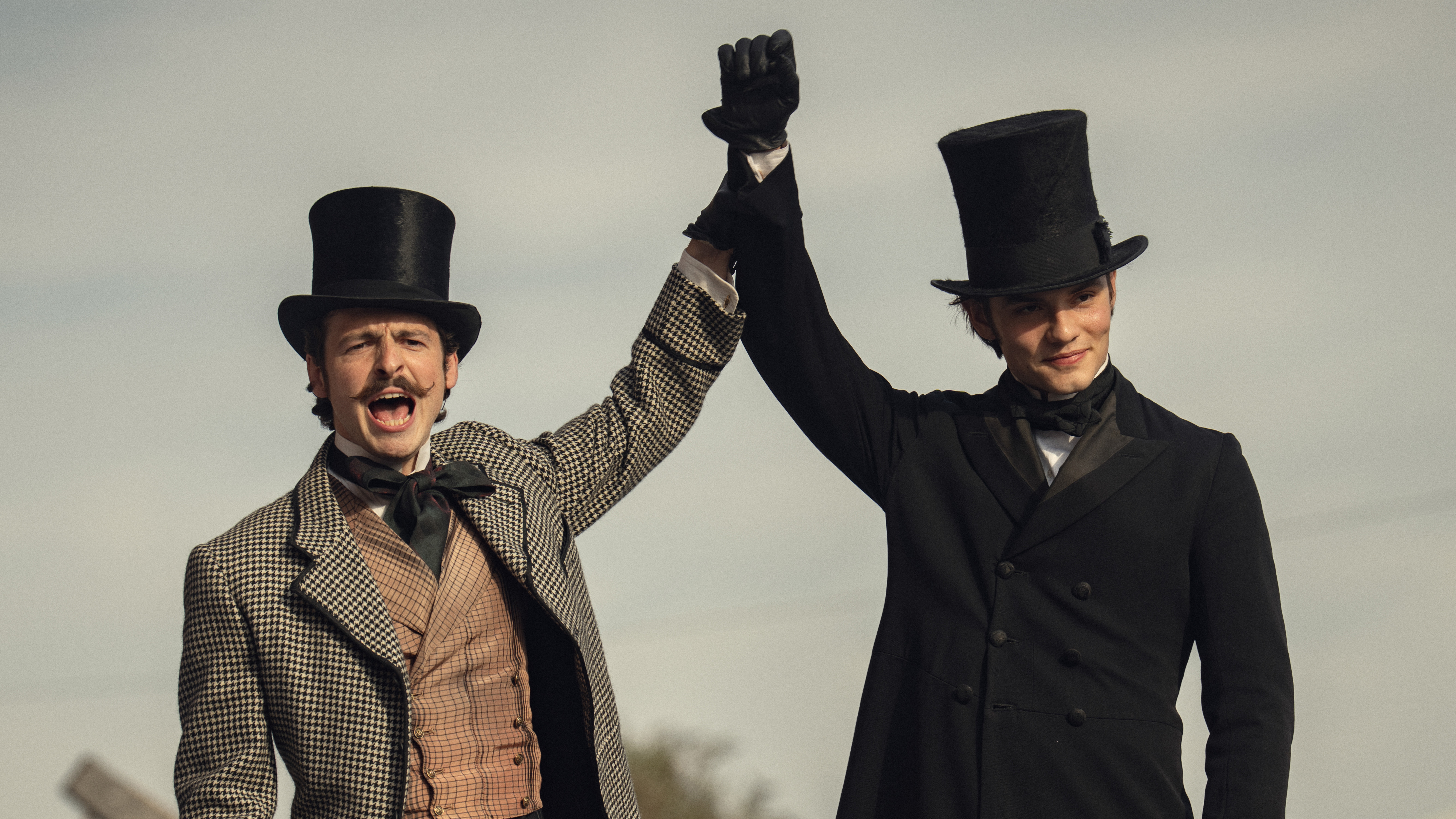 Anthony Boyle as Arthur and Louis Partridge as Edward in House of Guinness.