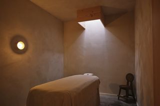 Inness Spa treatment room