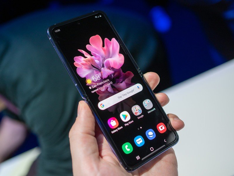 Samsung Galaxy Z Flip vs. Galaxy Fold: Which should you buy? | Android ...