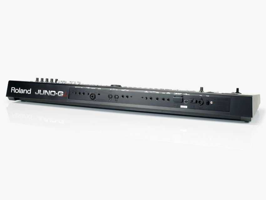 We've slight concerns about the Juno's build quality; at this price point we expect more than a thin plastic box.