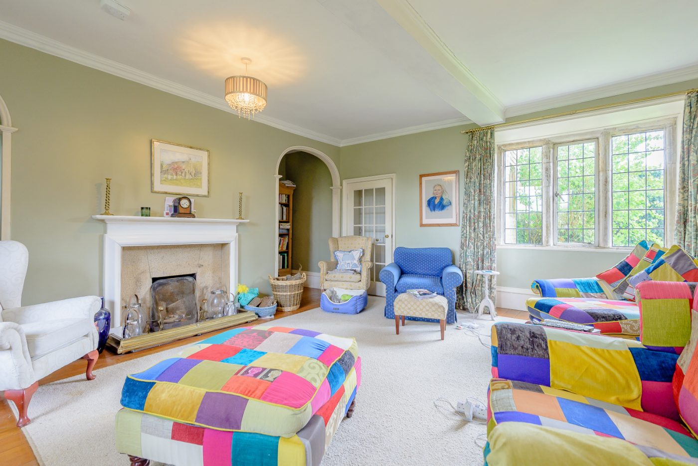 Manor-House-Glinton-sitting-room-e1553080337102.jpg
