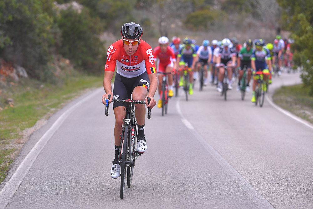 Jelle Wallays attacks near the end of stage 5 at Volta ao Algarve