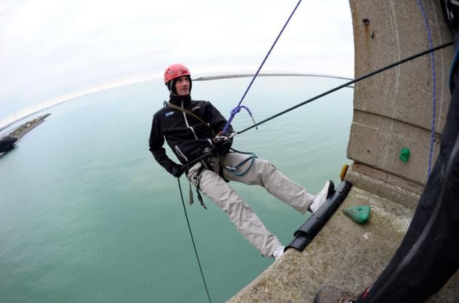 Van den Broeck steps over the edge