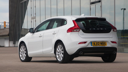Volvo V40 rear
