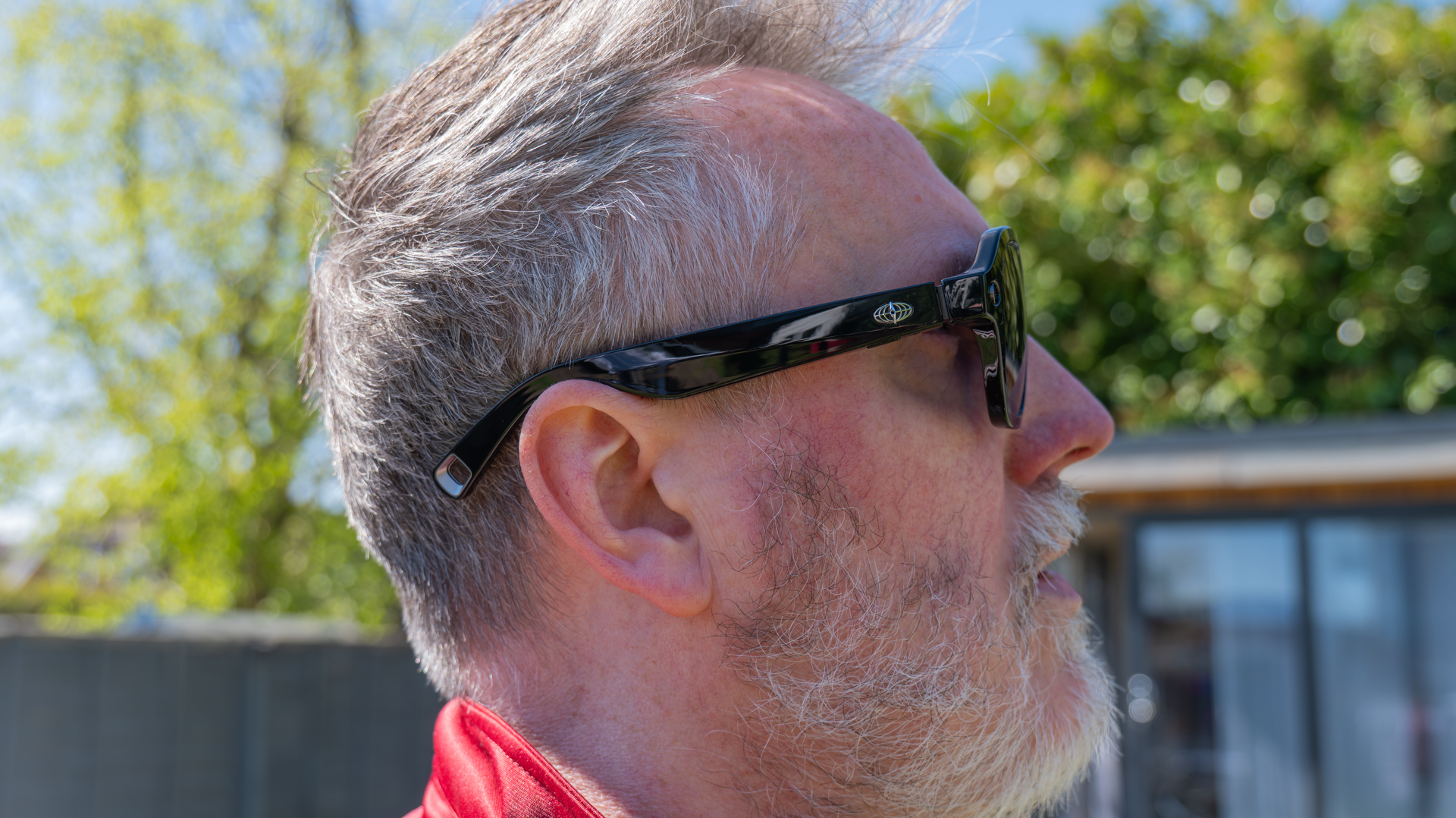 L'Atitude 52&amp;deg;N Smart Glasses review images, in case, on a sideboard and worn outside