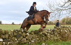 2.-Maeve-Carty-hunting-side-saddle.jpg