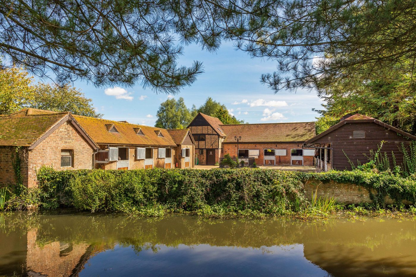 The-Moat-House-Horsham-STABLES-scaled-e1606484113150.jpg