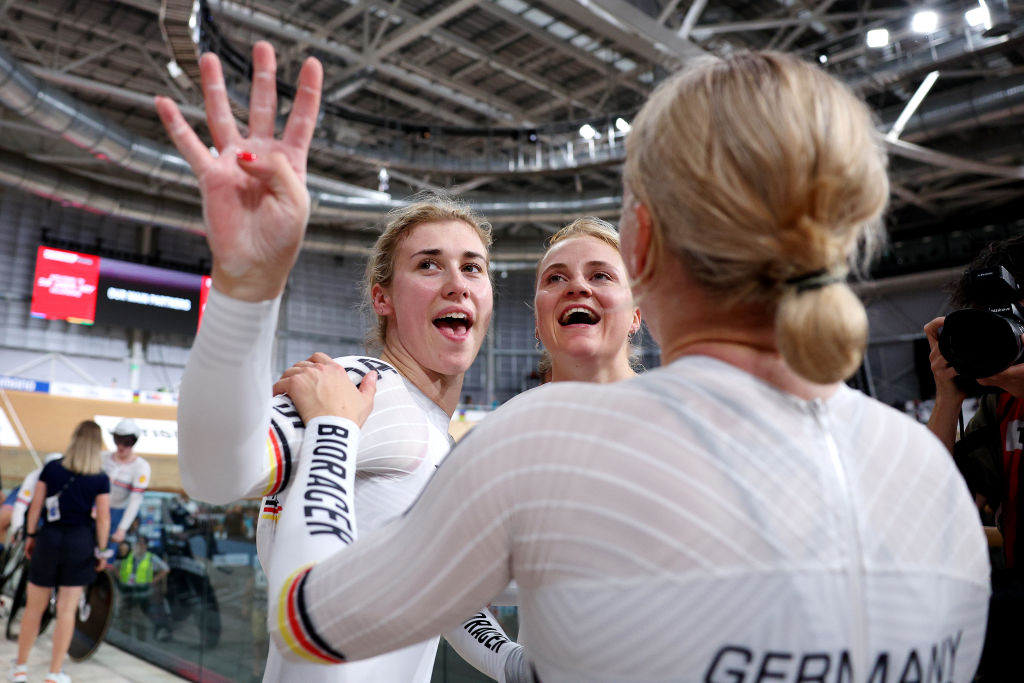 Track Worlds: Dygert wins individual pursuit, Germany delivers womens team sprint record