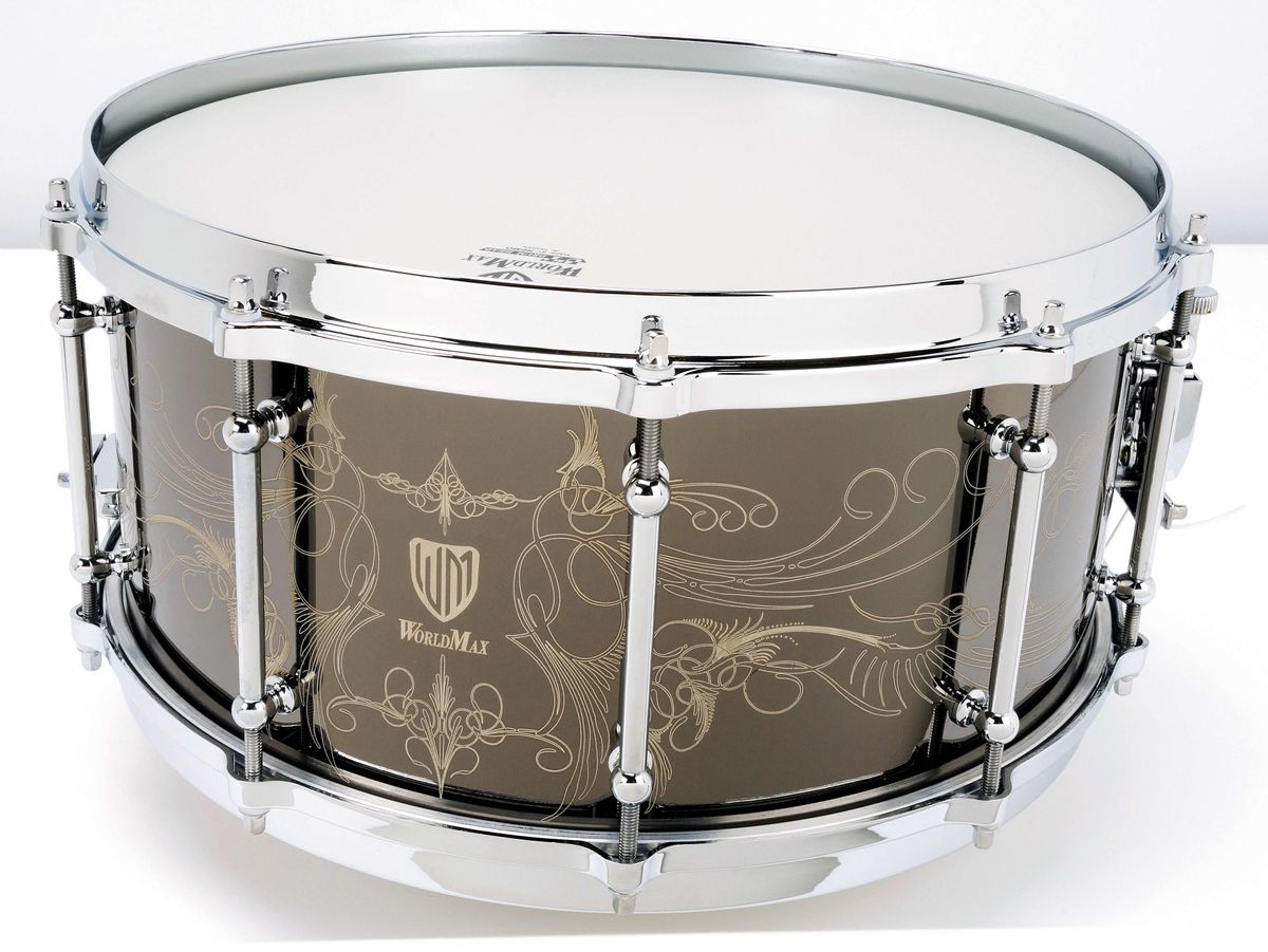 Generally, an aluminium shell will produce a drier, more controlled-sounding drum