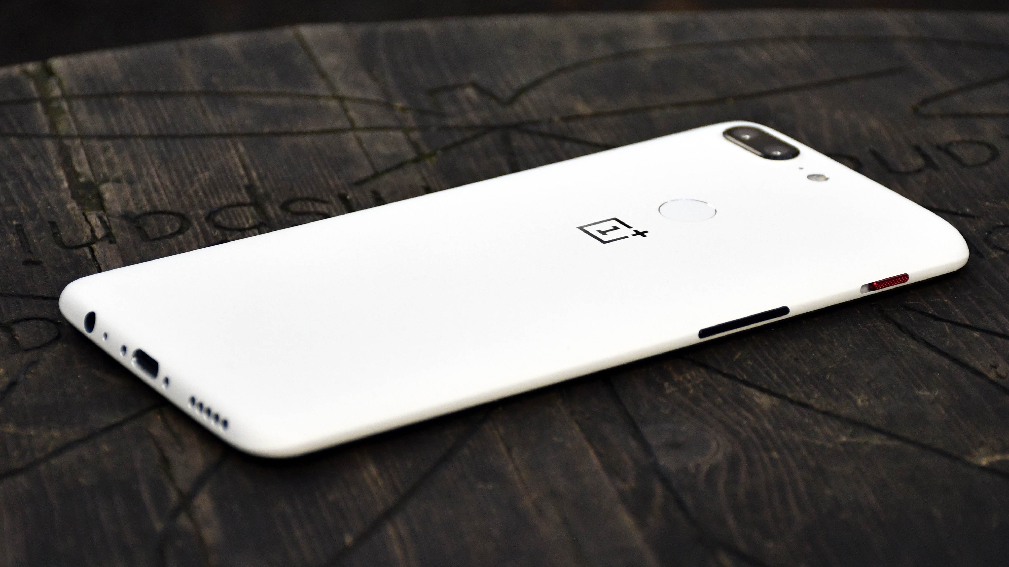 OnePlus 5T myytiin loppuun myös Euroopassa & OnePlus 6:n julkistus on todennäköisesti erittäin lähellä