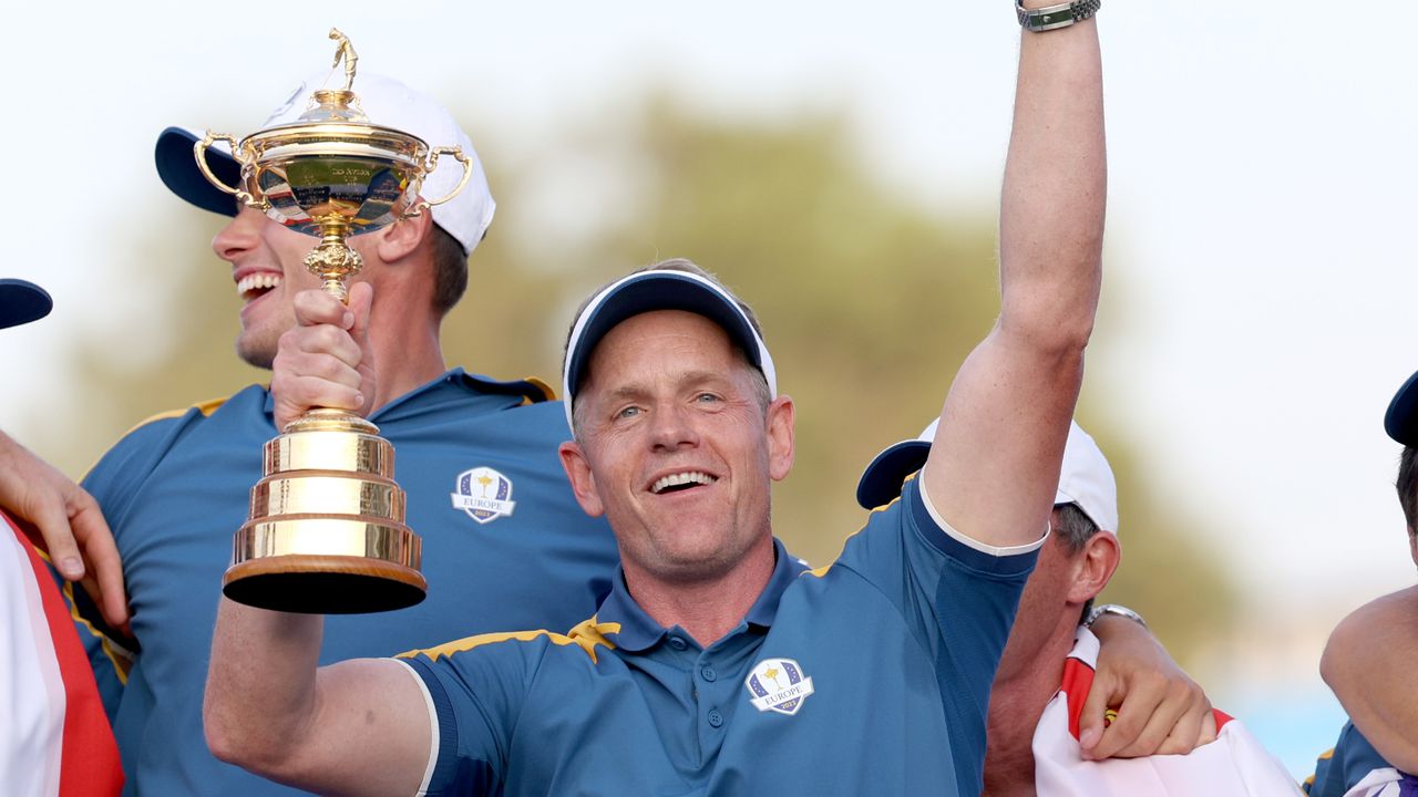 Luke Donald with the Ryder Cup after Team Europe&#039;s win