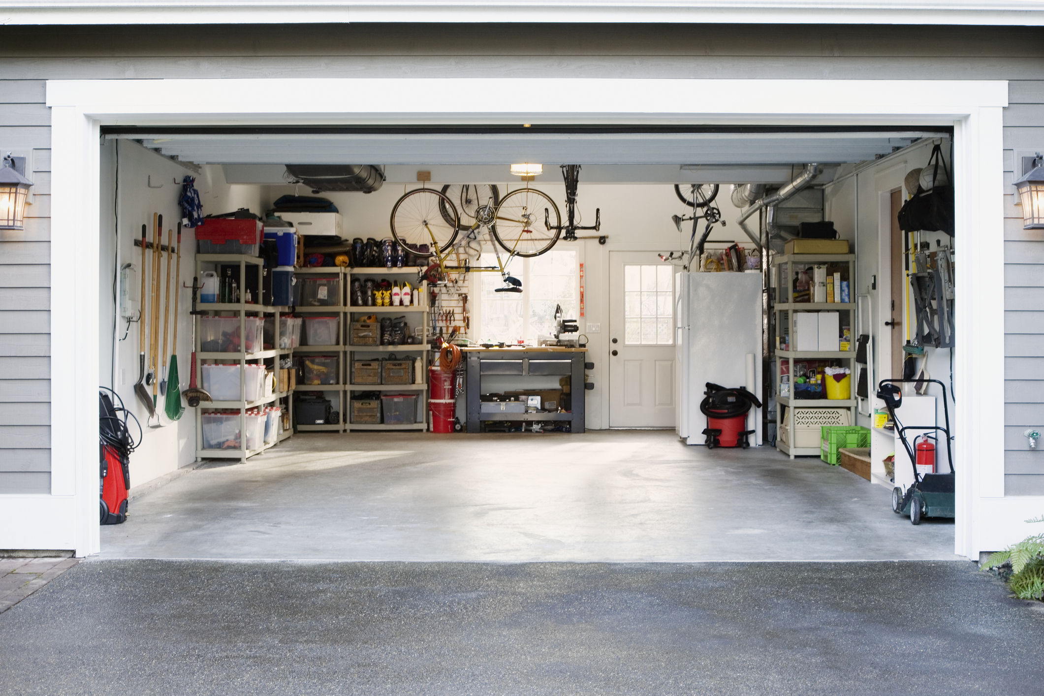 How to Choose Cabinets for Your Garage Storage Ideas - Royal Palm