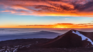 Sunset atop Mauna Kea