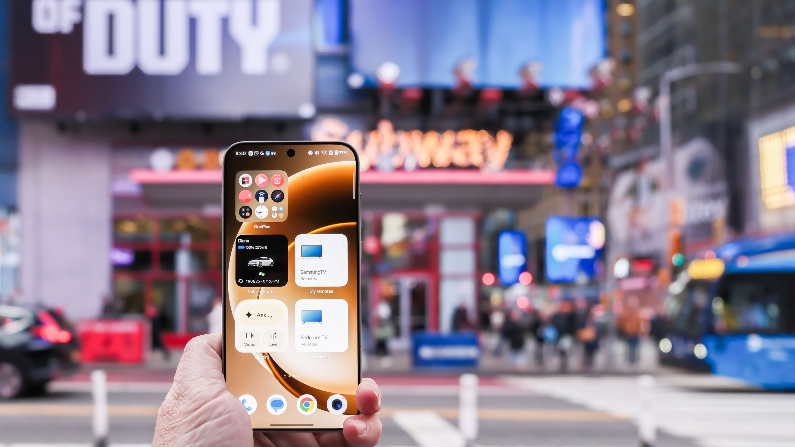 Telefonların sıkıcı olduğunu mu düşünüyorsunuz? İşte 2025’in akıllı telefonlar için büyük bir yıl olmasının ve hiçbirinin yapay zeka olmamasının 4 nedeni