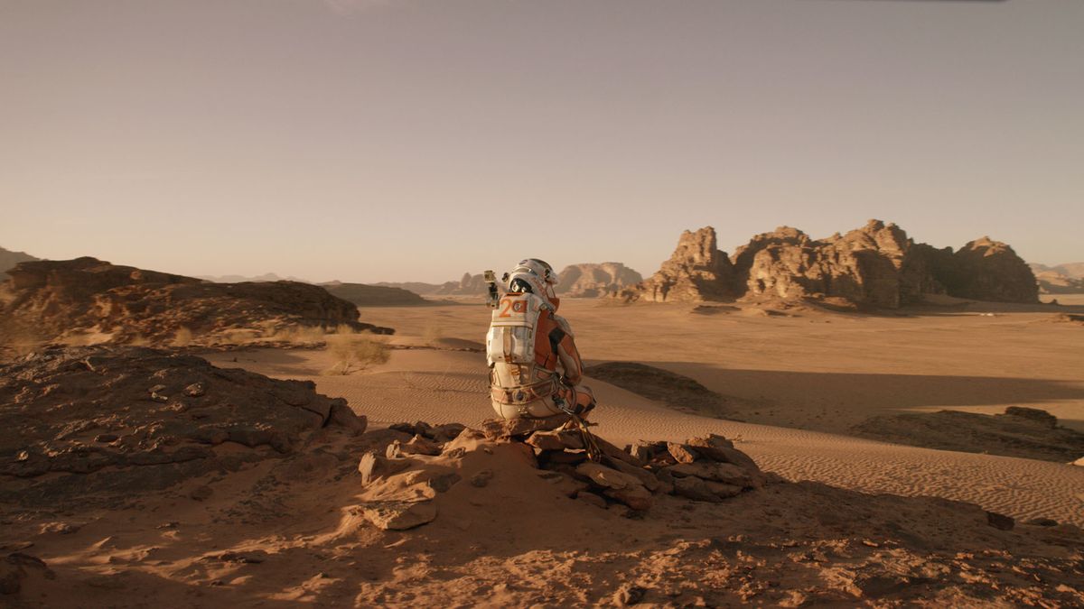 Matt Damon is lost in space in the first trailer for The Martian: watch ...