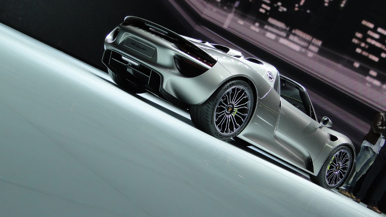 Porsche 918