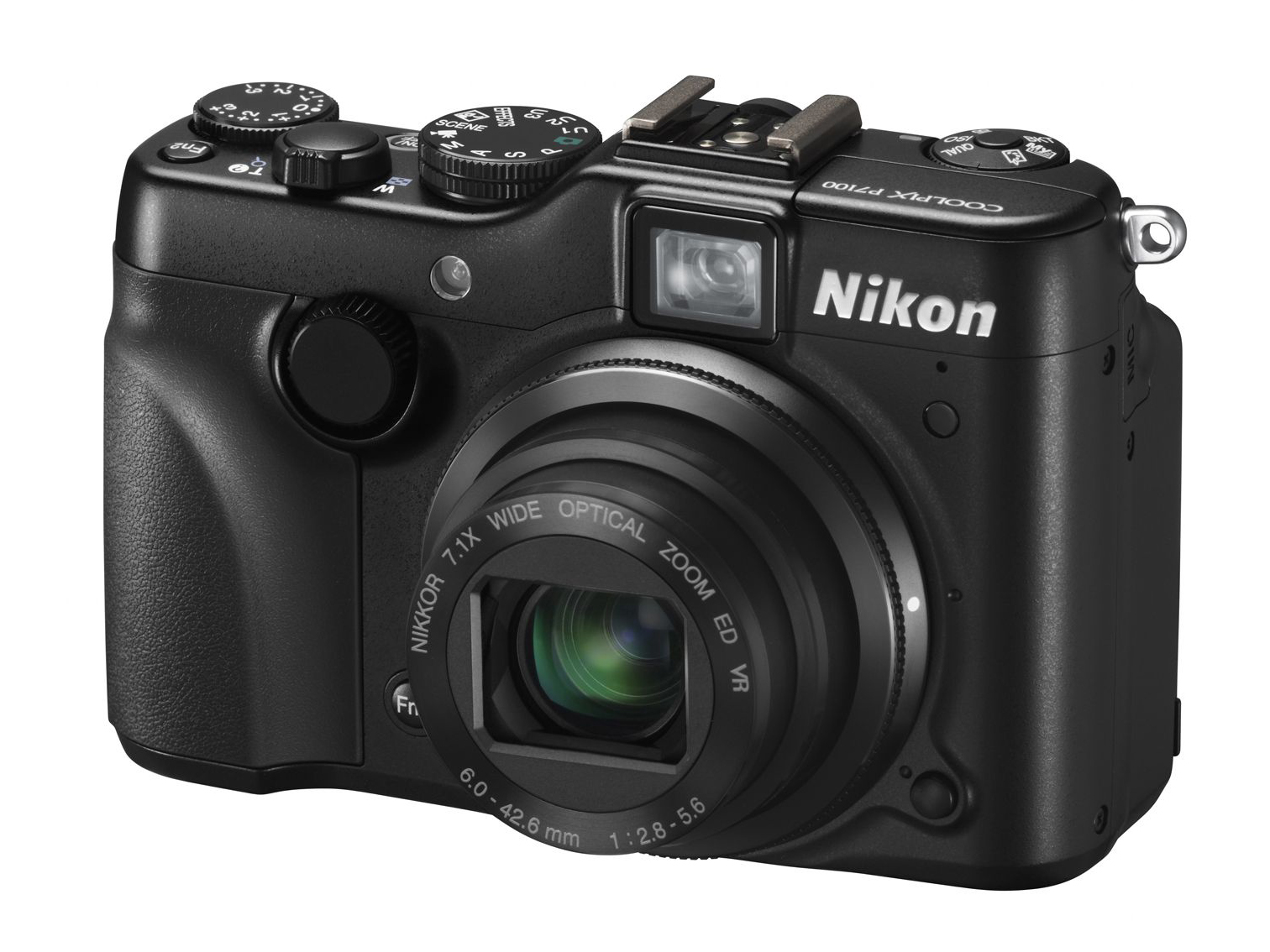 Nikon P7100