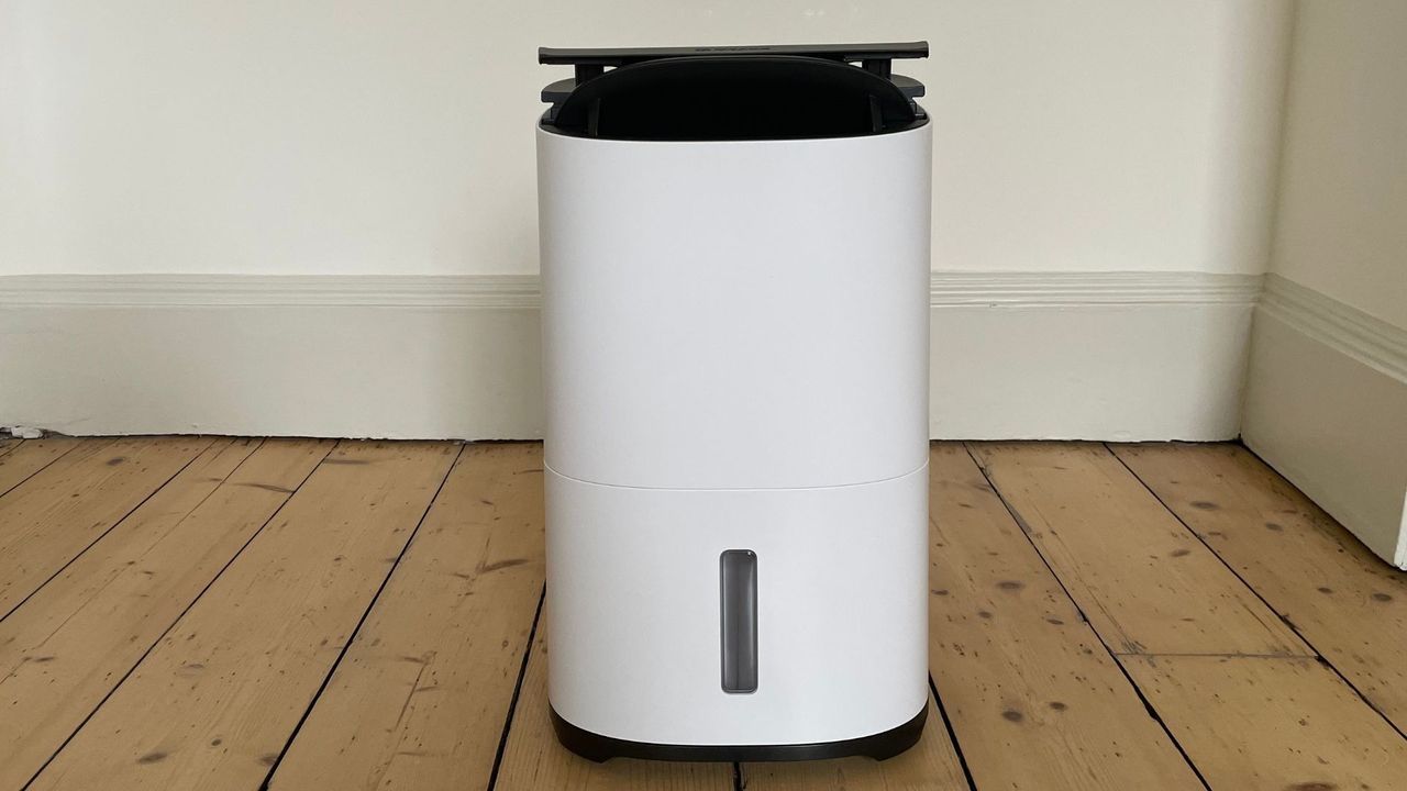 MeacoDry Arete Two 18L Dehumidifier &amp; Air Purifier on the floor in the test room