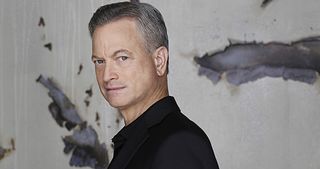 Gary Sinise in Criminal Minds: Beyond Borders