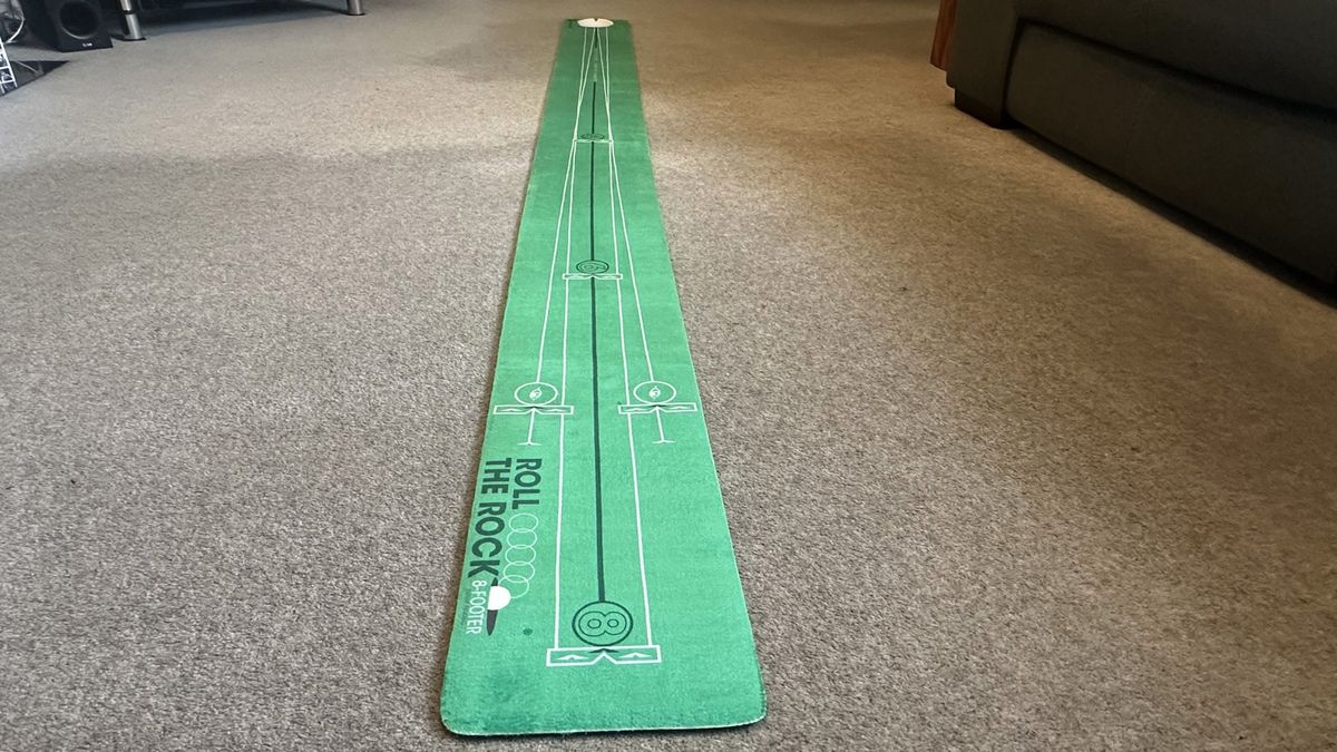 Eyeline Golf Roll The Rock Putting Mat Review