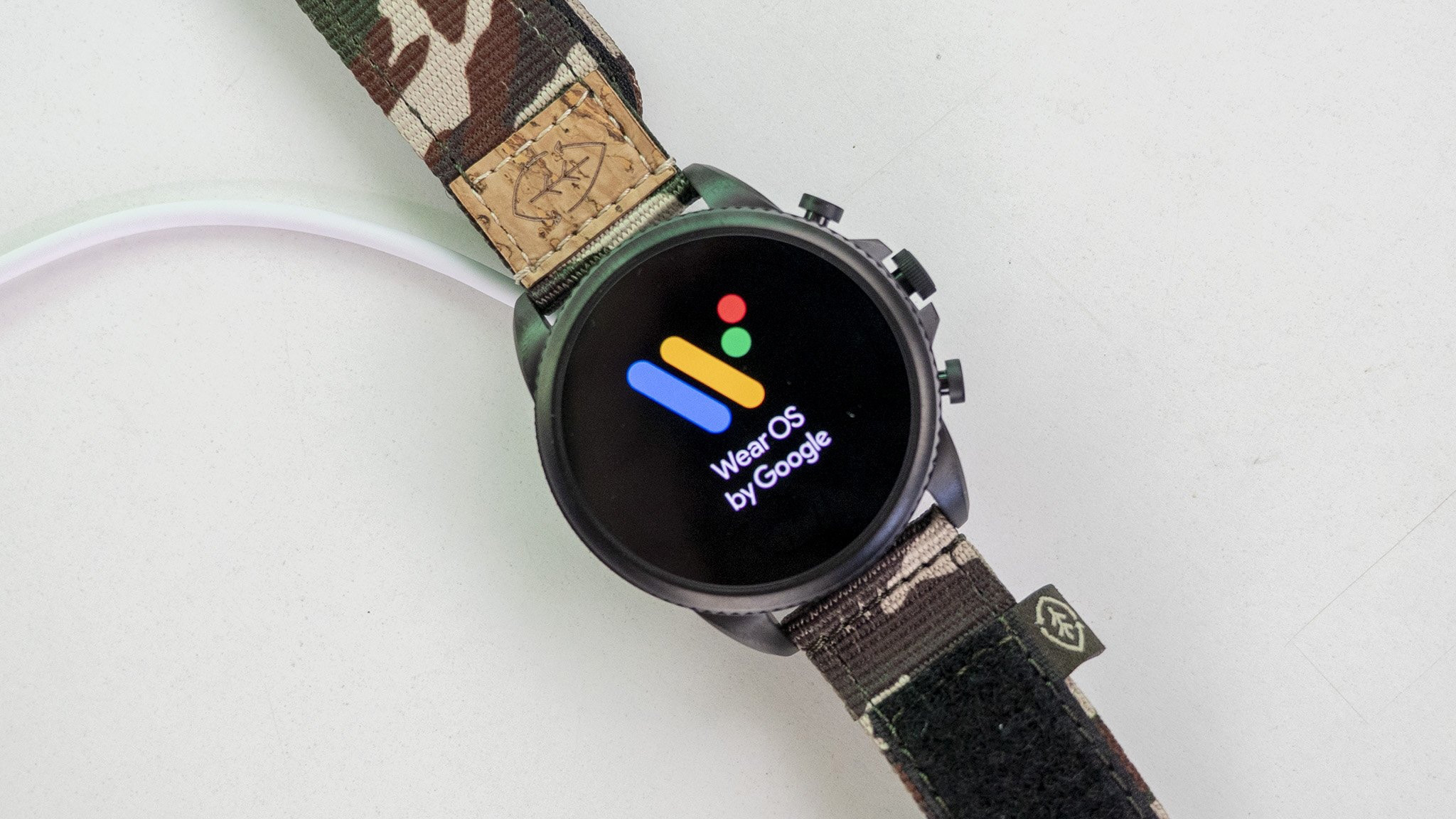 Use el logotipo de OS en un reloj Fossil Gen 6