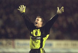 Thomas Myhre celebrates a goal for Everton against Bolton Wanderers in December 1997.