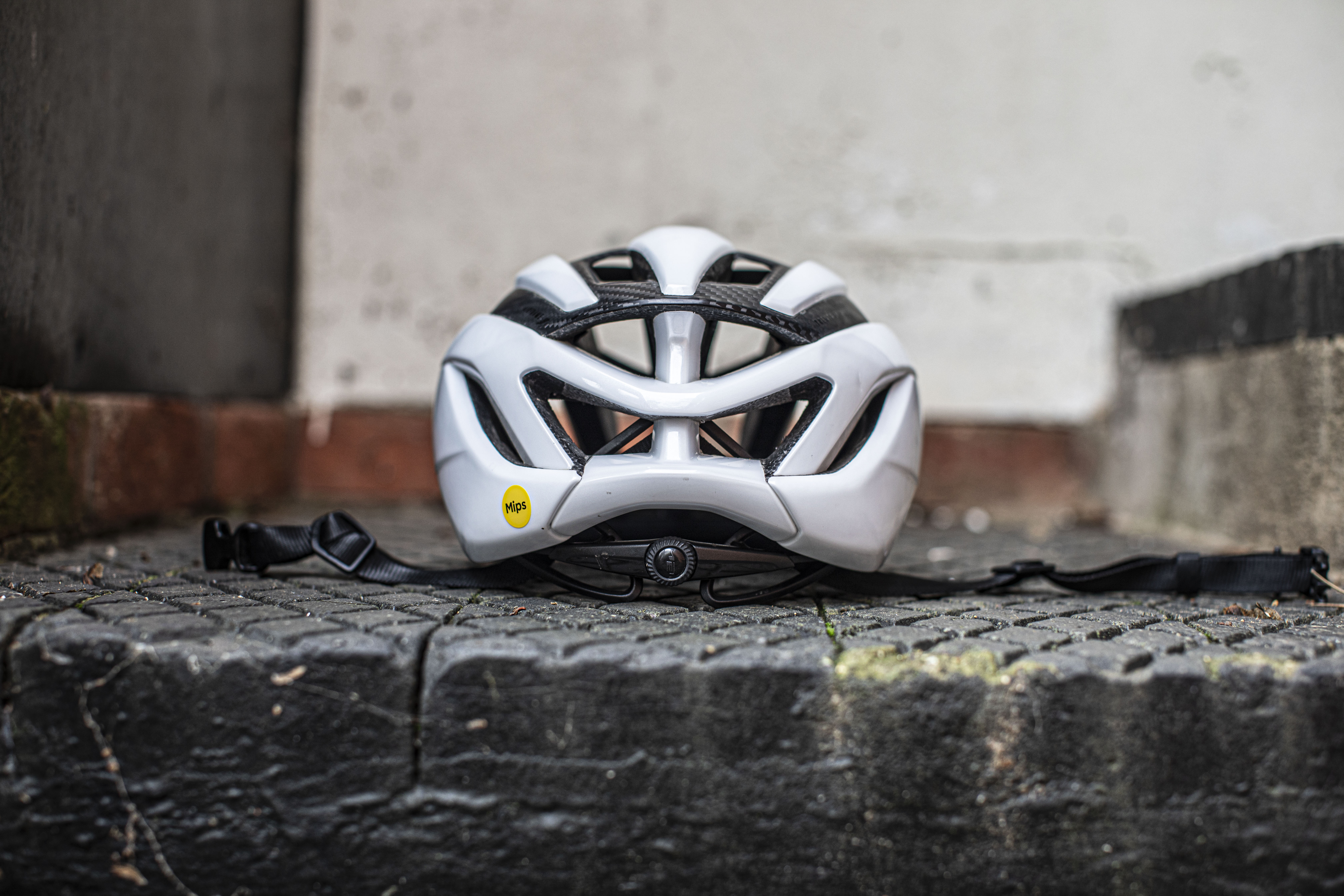 Met Trenta 3k Carbon helmet