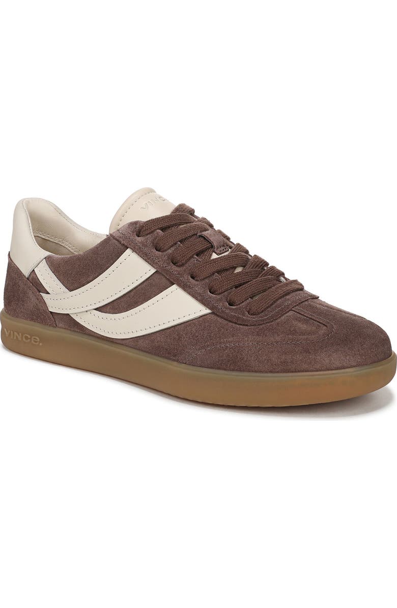 Oasis Sneaker