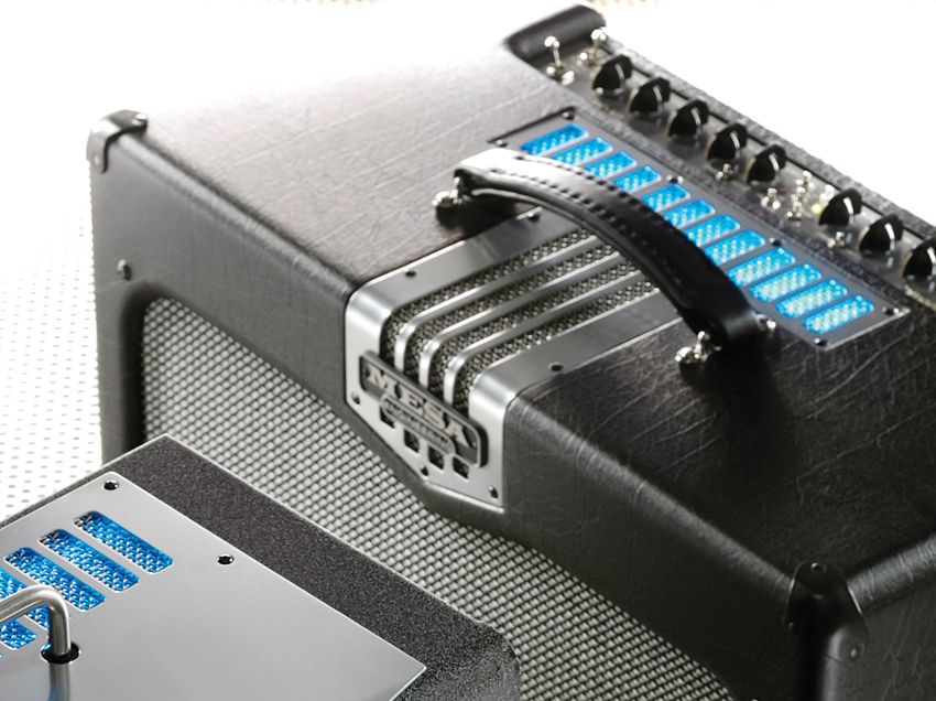 The TA-30 is the bigger brother of the Mesa/Boogie's TA-15.