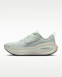 Nike Vomero Plus (Women's) Nike Vomero Plus (Women's)
