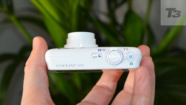 Nikon Coolpix S01 review
