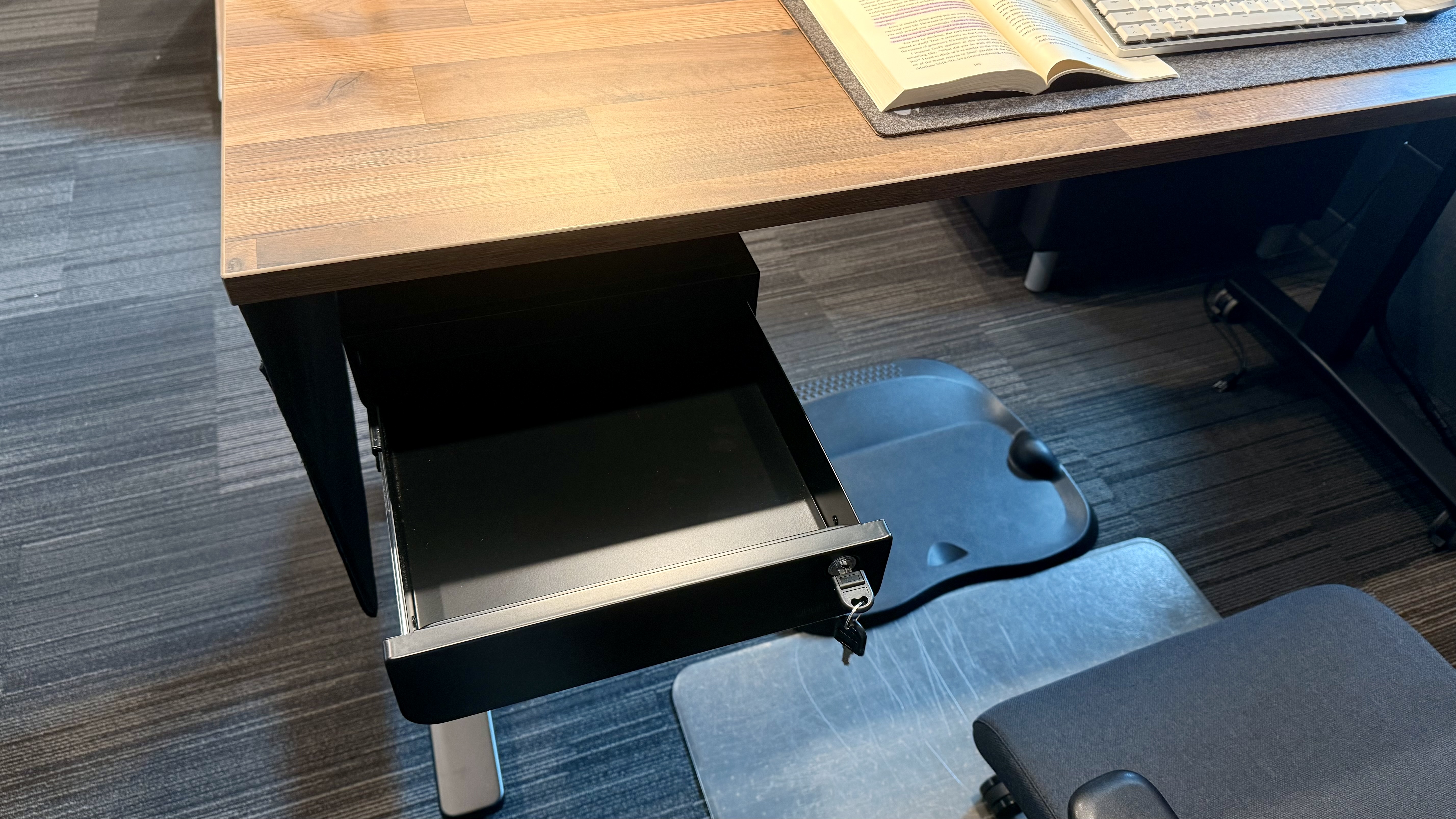 Uplift | Standing Desk V3