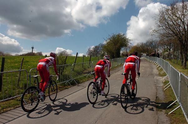 Katusha riders preview the Liege-Bastogne-Liege route on Friday.