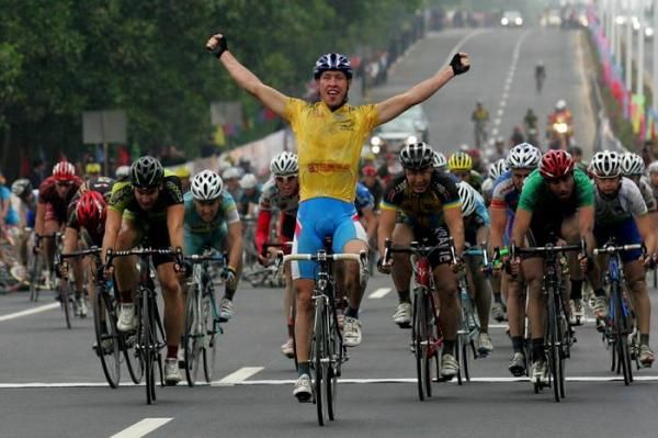 Boris Shpilevsky (Russia) takes another win in this years edition of the Tour of Hainan.