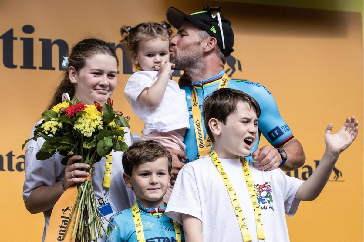 ‘I finished at 300m to go and regarded up on the TV’: How Mark Cavendish’s teammates and household witnessed Tour de France historical past