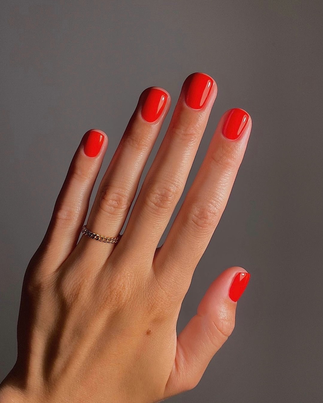 Coral nails