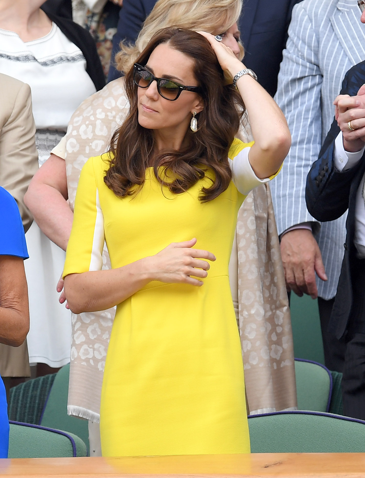 LONDON, ENGLAND - JULY 07: Catherine, Duchess of Cambridge attends day ten of the Wimbledon Tennis Championships at Wimbledon on July 07, 2016 in London, England. (Photo by Karwai Tang/WireImage)