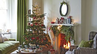 picture of christmas tree inside living room decorated