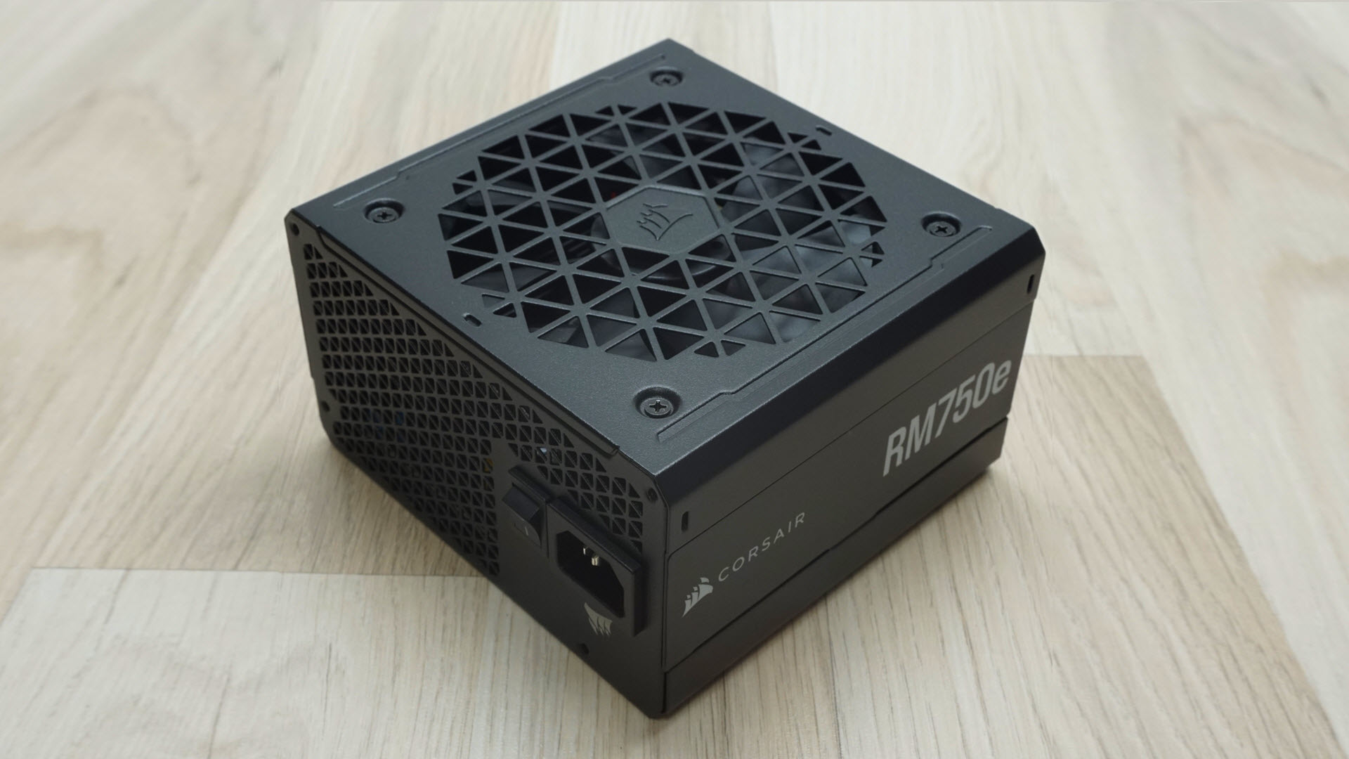 Corsair RM750e ATX 3.1 PSU Review