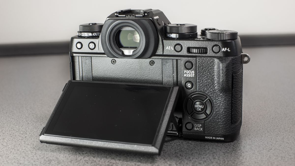 Fuji unveils SLR-style CSC | TechRadar