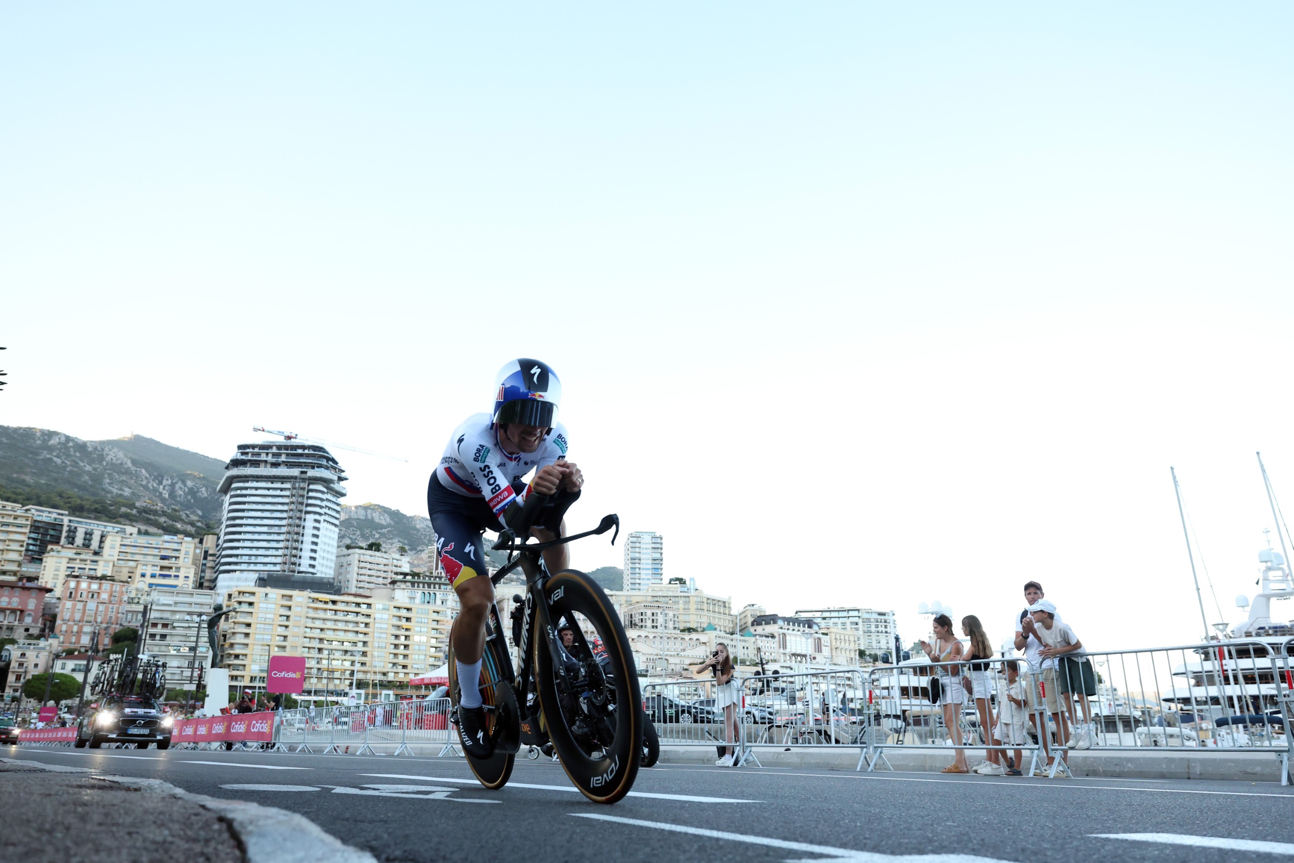 Primož Roglič on his time trial bike