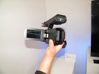 Sony NEX-VG10E - life through a lens