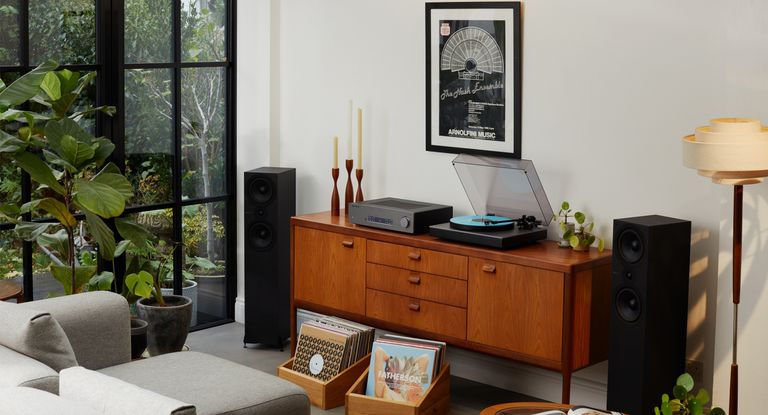 Does vinyl sound better Cambridge Audio turntable in a living room