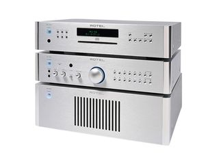 Rotel RCD-1520 CD player and RC-1580/RB-1582 amplifiers