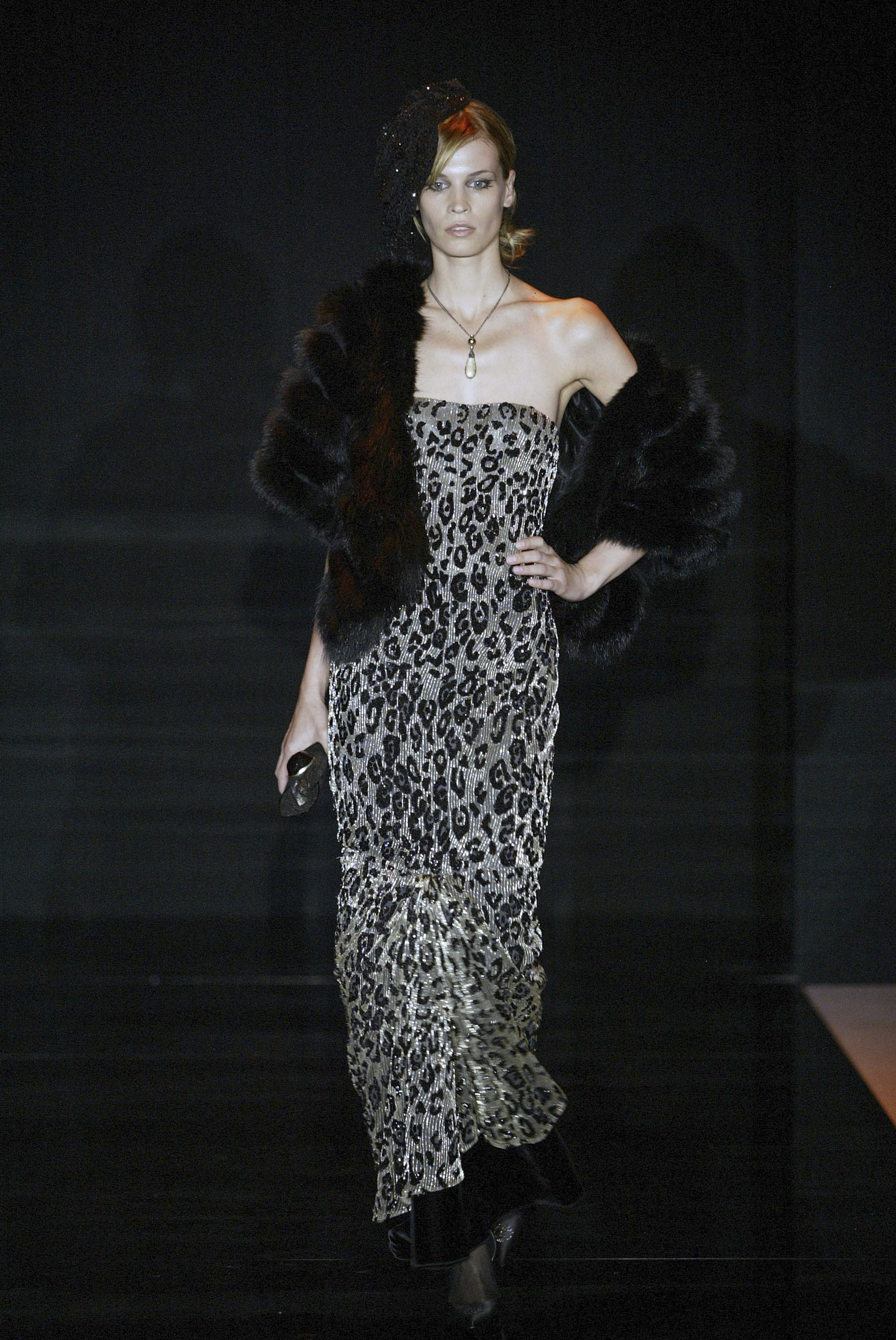 Pavla Cholevova walks the runway during the Armani Prive Haute Couture Fall/Winter 2005-2006 fashion show as part of the Paris Haute Couture Fashion Week on July 6, 2005 in Paris, France. (Photo by Victor VIRGILE/Gamma-Rapho via Getty Images)