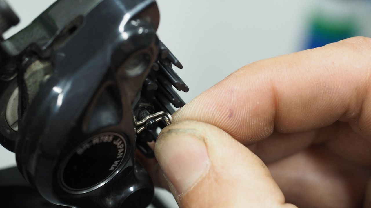 How to replace brake pads