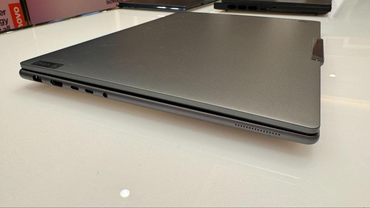 Lenovo Yoga Pro 9i
